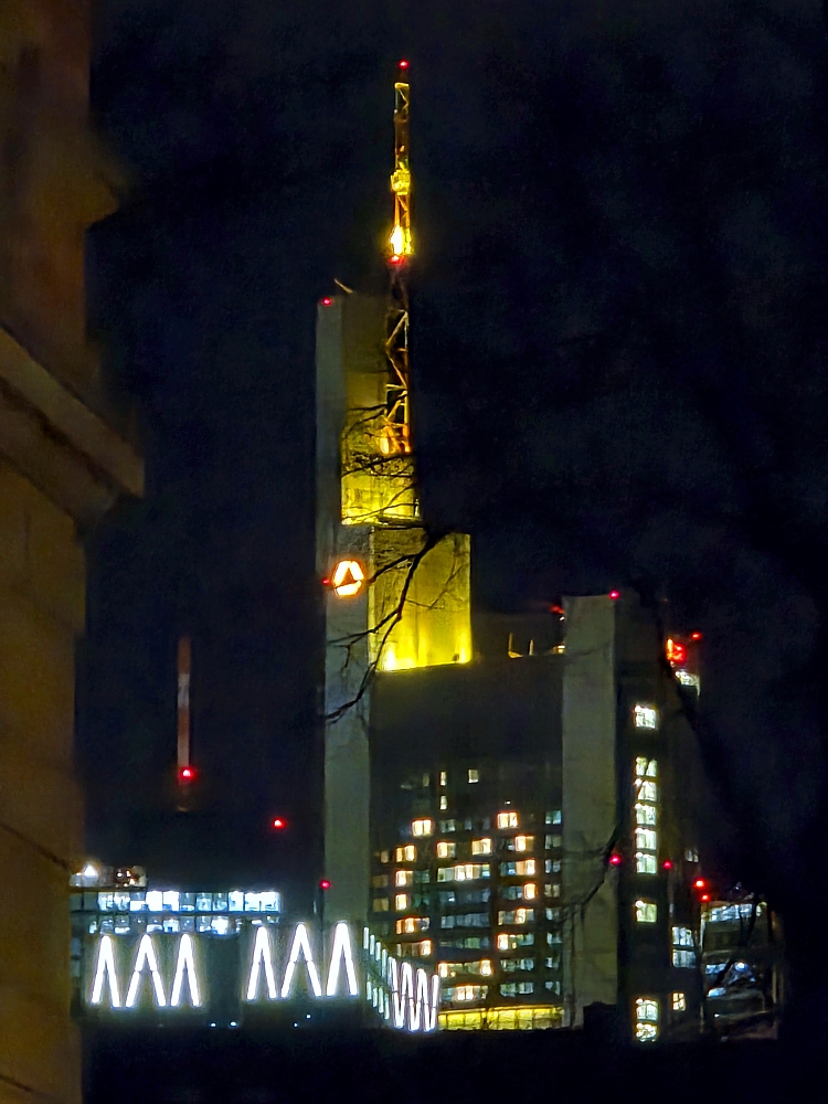 Commerzbank-mit-Herz.jpg